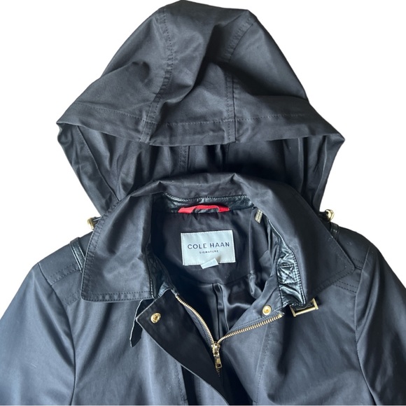 Cole Haan Signature Women’s Black Trench Coat Mid Length Removable Hood, Small - Picture 3 of 11